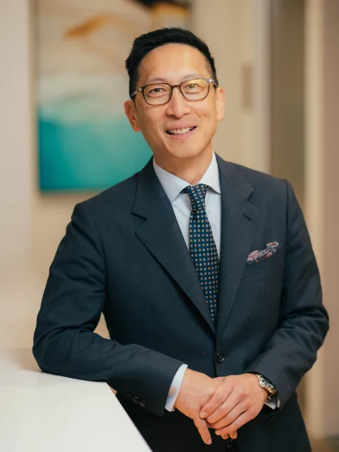 Dr Li-On Lam